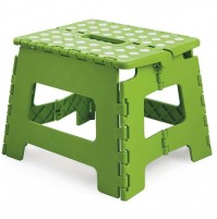 SGABELLO PIEGHEVOLE IN PLASTICA cm. 28x24x21,5 h col. assortiti